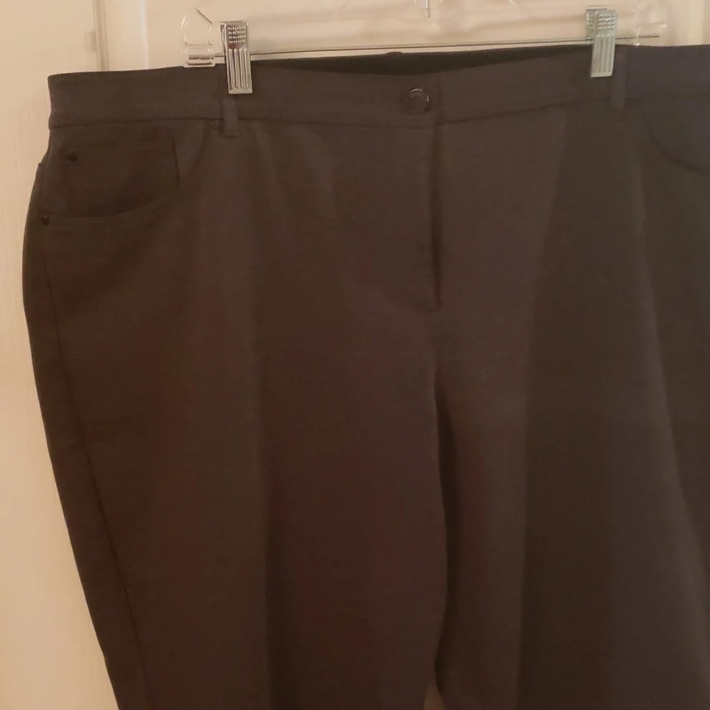 Chico's So Slimming grey pant - Picture 5 of 7
